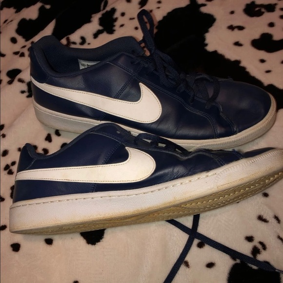 Nike Other - Nike court royale